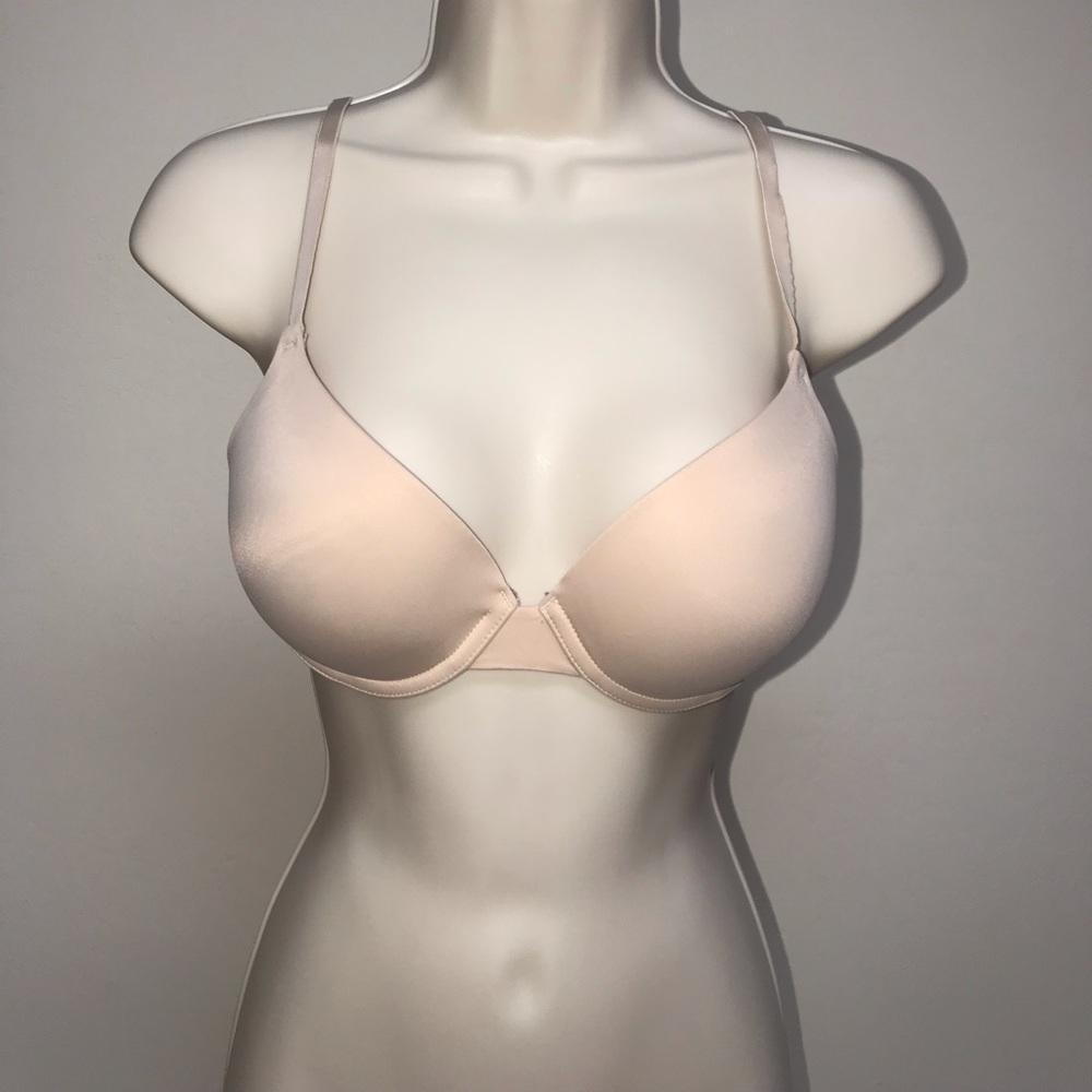 Pink Victoria’s Secret wear everywhere push up bra